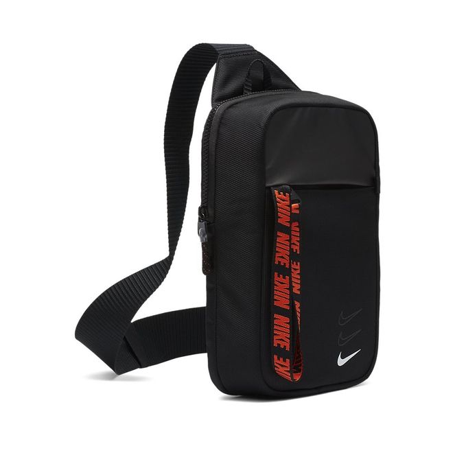Afbeelding van Nike Sportswear Essentials heuptas Zwart