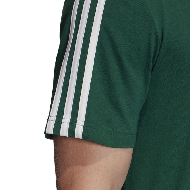 Afbeelding van Adidas Essentials 3 Stripes Set Collehiate Green