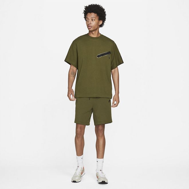 Afbeelding van Nike Sportswear Dri-FIT Tech Essentials Shirt Rough Green