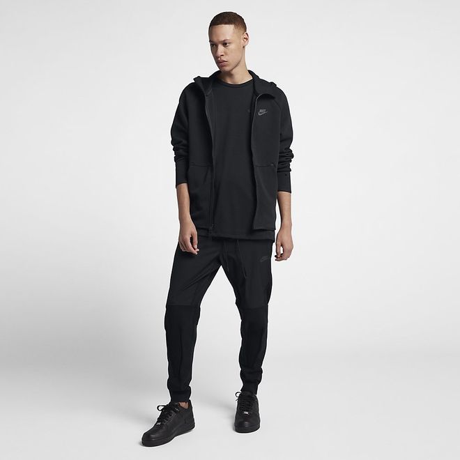 Afbeelding van Nike Sportswear Tech Fleece Zwart