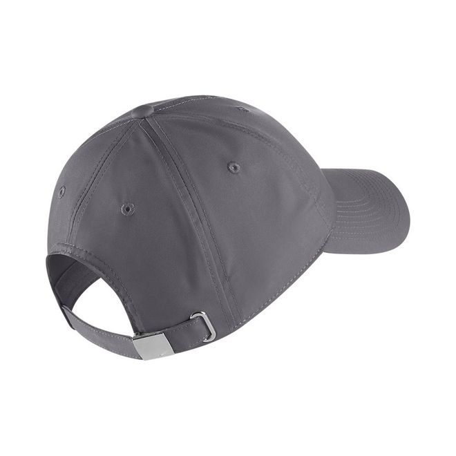 Afbeelding van Nike Metal Swoosh H86 Cap Grijs