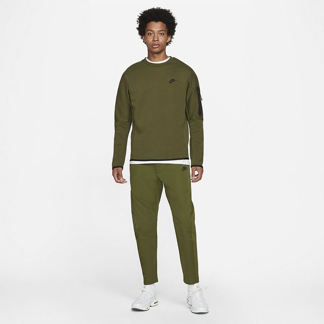Afbeelding van Nike Sportswear Tech Fleece Sweater Rough Green