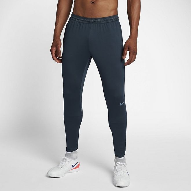 Afbeelding van Nike Aeroswift Strike Football Drill Set