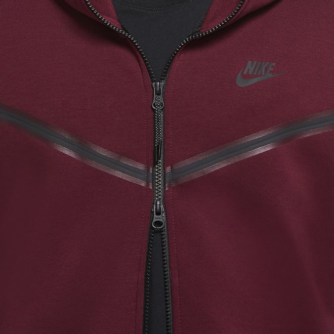 Afbeelding van Nike Sportswear Tech Fleece Hoodie Dark Beetroot