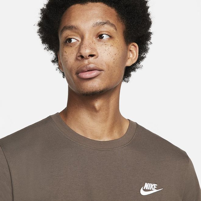 Afbeelding van Nike Sportswear Club T-Shirt Ironstone