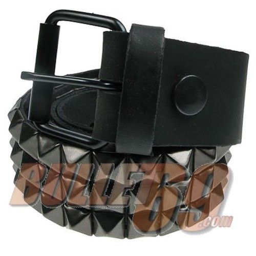 Bullet69 | Leren riem, 38mm - zwart met 3 rijen zwarte piramide studs Bullet69 | Leren riem, 38mm - zwart met 3 rijen zwarte piramide studs