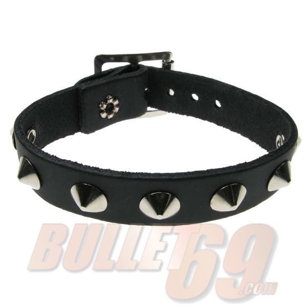 Bullet69 - Leren armband, 18mm - zwart met zilveren conical studs Bullet69 - Leren armband, 18mm - zwart met zilveren conical studs
