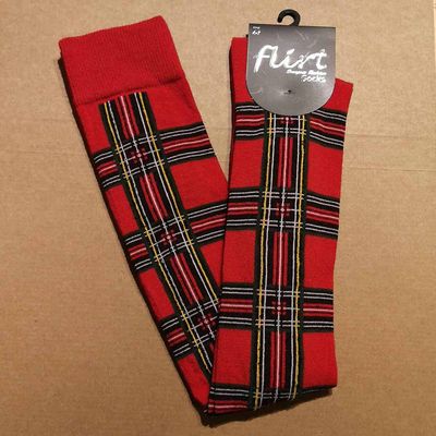 Flirt | Overknee sokken met rode tartan print